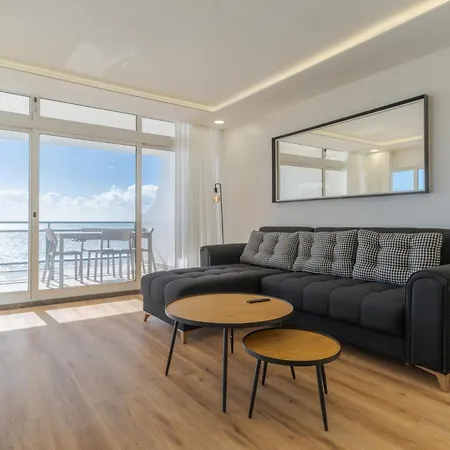 Apartment Hip Heaven On