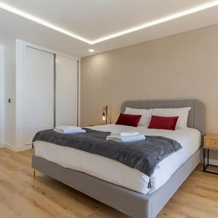 Hip Heaven On Apartment *