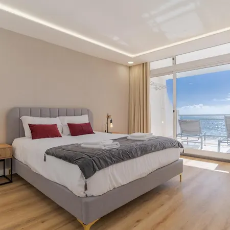 Apartment Hip Heaven On